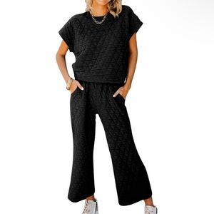 Amazon Black Quilted Set